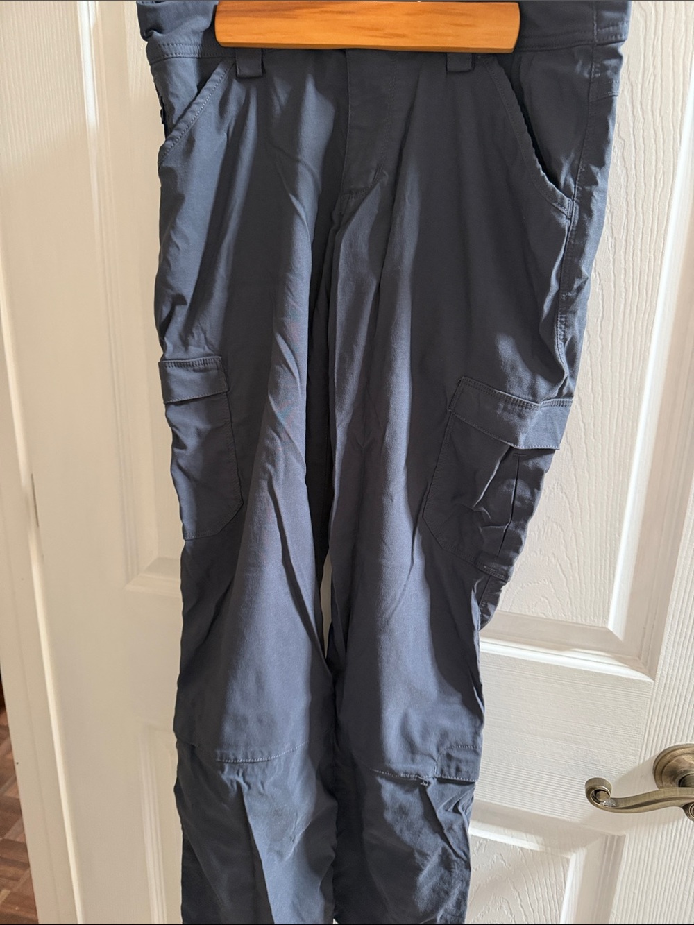 Duluth Trading Co Slate Gray Women's Cargo Pants
